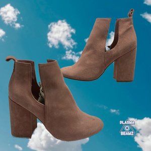 Steve Madden Pink Suede NAOMI Ankle Boots 9.5